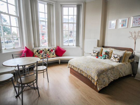 Apt 3, 12a Clarendon Road - Photo 1