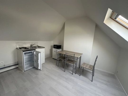 Location Appartement 2 pièces 17 m2 à Saint-Quentin - Photo 1