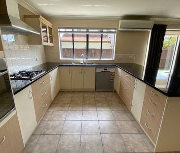 Fantastic home - great location - Photo 1