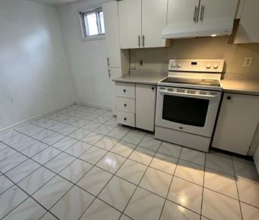 For Lease - 4129 Brandon Gate Drive Unit# BSMT 2, Mississauga, Ontario - Photo 2