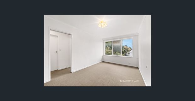 Fresh Central 2 Bedroom Apartment in Box Hill - Photo 1