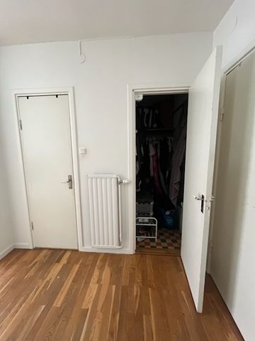 Amiralitetsgatan, Karlskrona - Photo 2