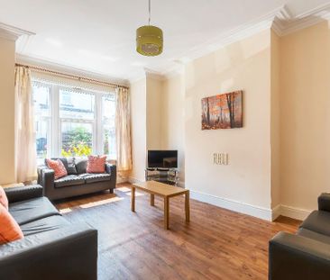 1 bedroom in a house share to rent - Photo 2