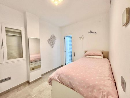 3 room luxury House for rent in Marbella, Andalusia - Photo 5