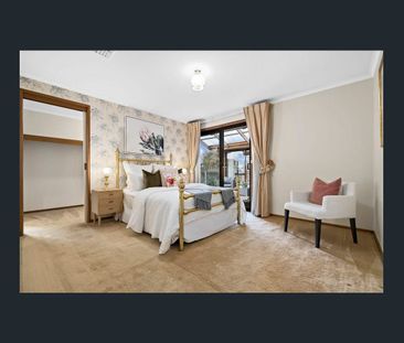 44 Erskine Crescent, Wheelers Hill, Vic 3150 - Photo 2