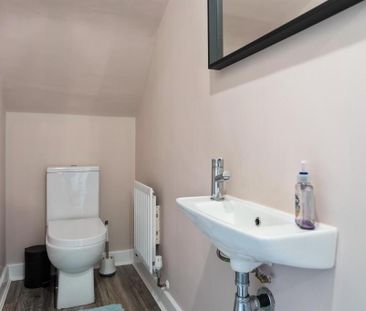 8 Rocklyn Drive, Donaghadee, BT21 0FP - Photo 3