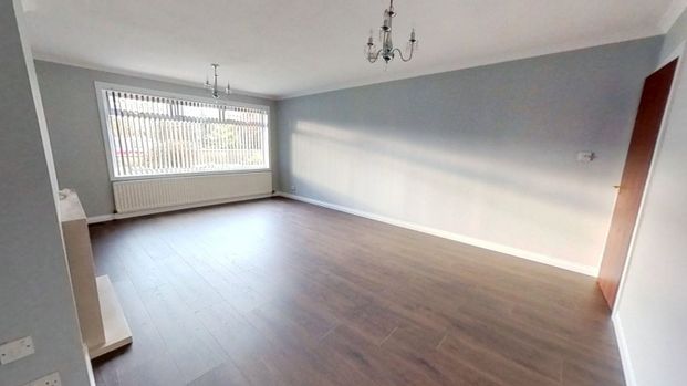 4 bedroom detached house to rent - Photo 1