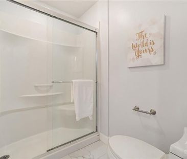 For Lease - 2636 HICKSON Crescent Unit# A, Parkway Park - Queensway... - Photo 4