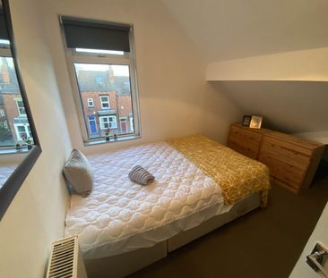 Knowle Road (Main), Burley, Leeds - Photo 6