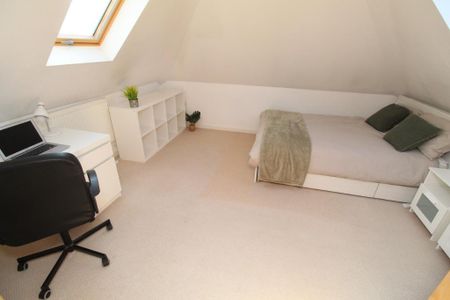 5 bedroom bungalow to rent - Photo 5