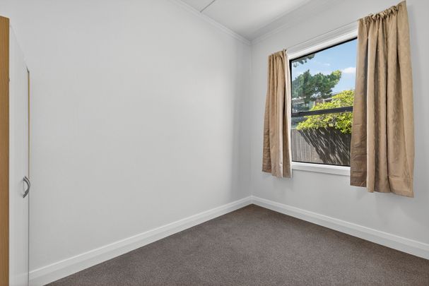 Character-Filled 4 Bedroom Home - One Block from the Beach! - Photo 1