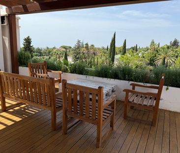 Penthouse in The Golden Mile - Photo 2