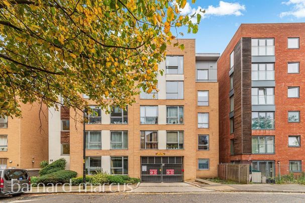 Peckham Grove - Photo 1