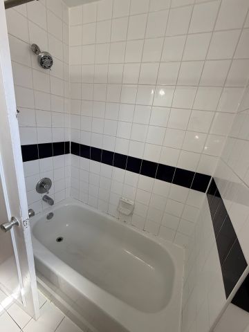 For Lease - 4099 Bathurst Street Unit# 4, Toronto, Ontario - Photo 3