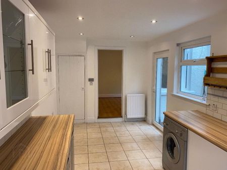 22 Stanley Road, Bangor, BT20 5EL - Photo 3