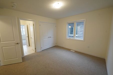 For Lease - 257 Dingman Street, Wellington North, Ontario - Photo 2