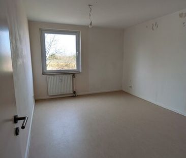 Großzügige 3 Zimmer Wohnung in zentraler Lage ab SOFORT!! - Foto 5