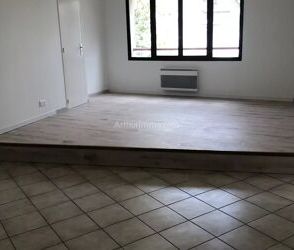 Location Appartement 4 pièces 69 m2 à Aubagne - Photo 1