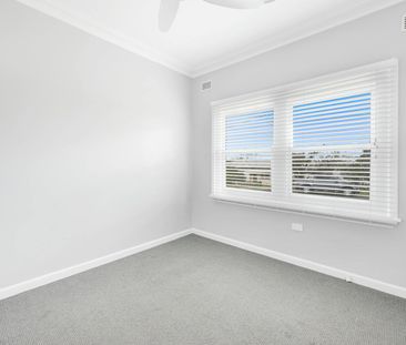 Modern & Feature Packed in North - Photo 3