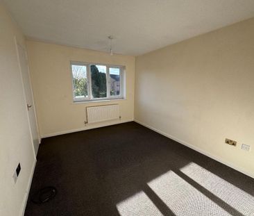 2 bedroom semi-detached house to rent - Photo 5