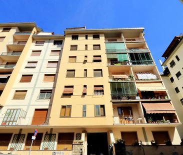 Bright room in Via Bellini - Photo 1