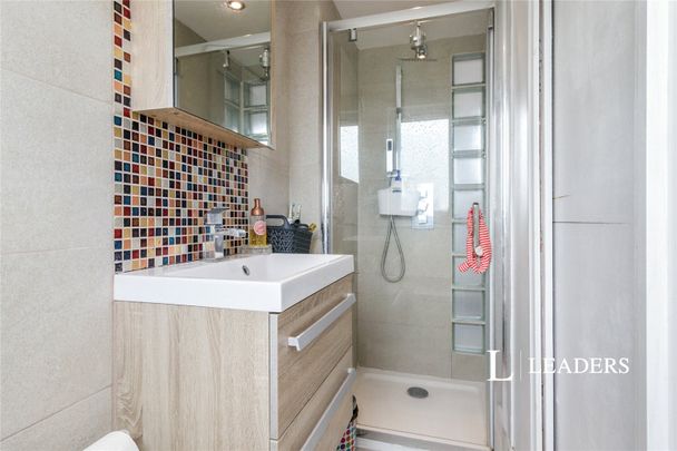 3 bedroom house to rent Sydney Road, Sutton, SM1 - Photo 1