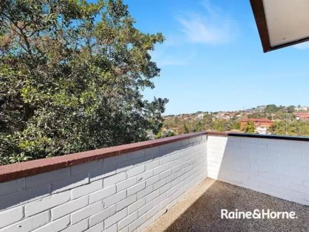 Apartment with 2 bedrooms, 1 bathroom & parking for 1 car - Photo 4