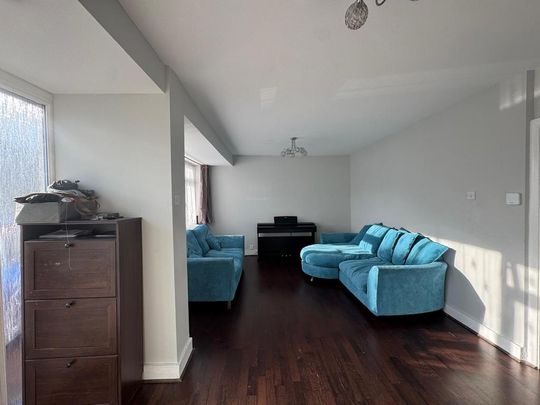 5 bedroom terraced house to rent - Photo 1