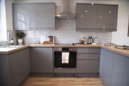 3 bedroom terraced house to rent - Photo 4