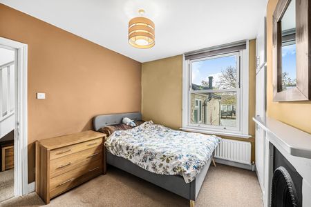 2 Bed Maisonette, Rosebery Road, SW2 - Photo 3