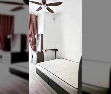 PREMIUM FULLY FURNISHED HOME | LAKEFRONT RESIDENCE CYBERJAYA | 3BR ... - Photo 3