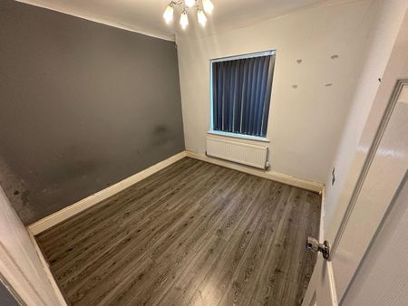 3 Bed Semi-Detached House, Stechford Road, B34 - Photo 2