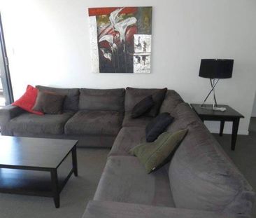 Self-Contained CBD Apartment - Photo 1