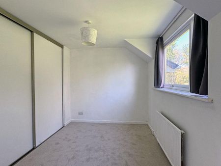 3 bedroom detached house to rent - Photo 4