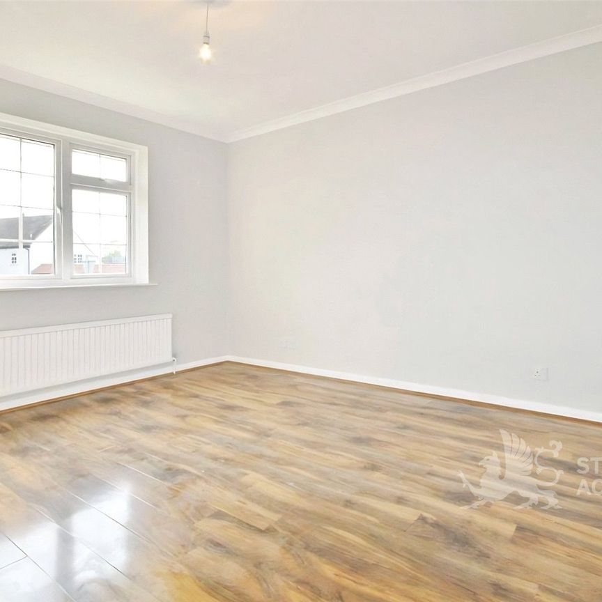 Hawley Road, Blackwater, Surrey, GU17 9ES - Photo 1