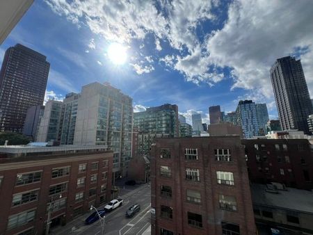 For Lease - 400 Adelaide Street Unit# 807, Toronto, Ontario - Photo 5