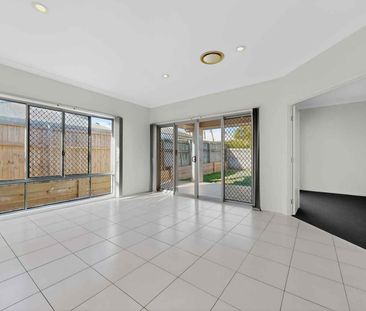 22 Couples Street North Lakes - Photo 1