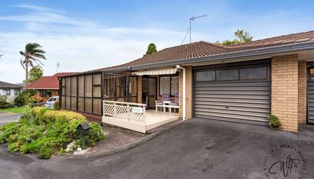 Quiet, Safe ,and Cozy in sought-after schools zone - Photo 4