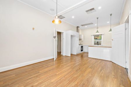 Character & Convenience in the Heart of Kingswood - Photo 4