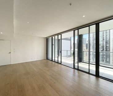 CONTEMPORARY 2 BEDROOM APARTMENT LUXURY LIVING - Photo 2