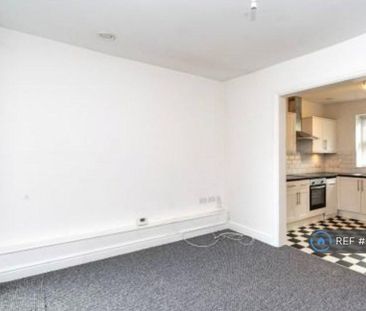2 bedroom end of terrace house to rent - Photo 1