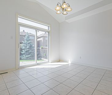 For Lease - 32 Silkgrove Terrace, Markham, Ontario - Photo 2