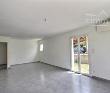 Maison F3 de 76,42m² VILLENEUVE-DE-BERG - Photo 3