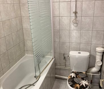 Location Appartement 3 pièces 45m² - Photo 2