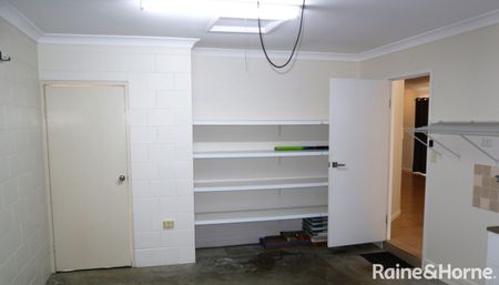 3 BED FAMILY HOME - Photo 4