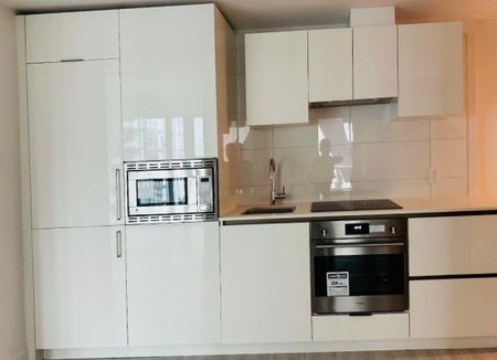 For Lease - 230 Simcoe Street Unit# 824, Toronto, Ontario - Photo 3