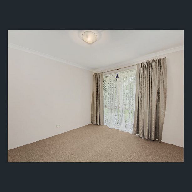 Family Home in Quiet Position - Photo 1