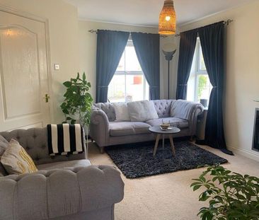 3 bedroom semi-detached house to rent - Photo 1