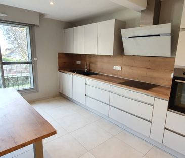 Location Appartement 4 pièces 121m² - Photo 4