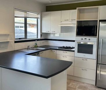 Cute and Cosy! - Photo 2